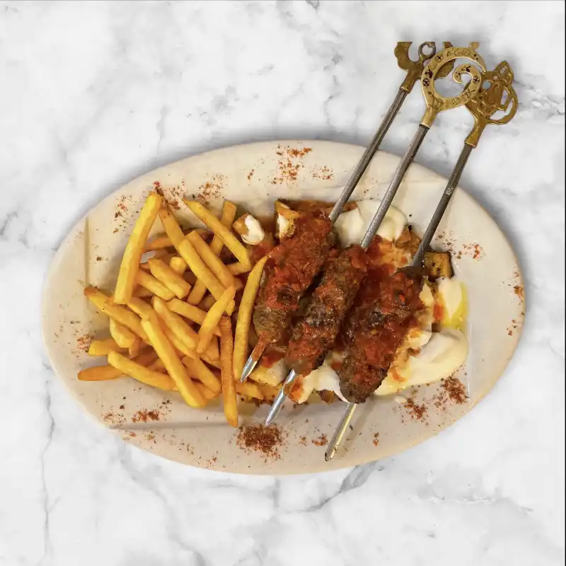 Köfteli İskender Kebap